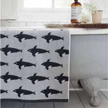 Anorak Orca Bath Sheet