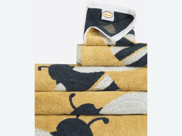 Anorak Buzzy Bees Bath Towel Collection