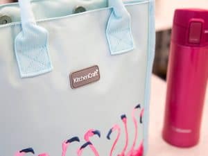 KitchenCraft Flamingo Lunch Cool Bag 4 Litre Badge Close Up