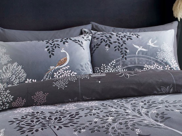 Sara Miller Pagoda Garden Pillowcase Pair Blush/Grey Standard